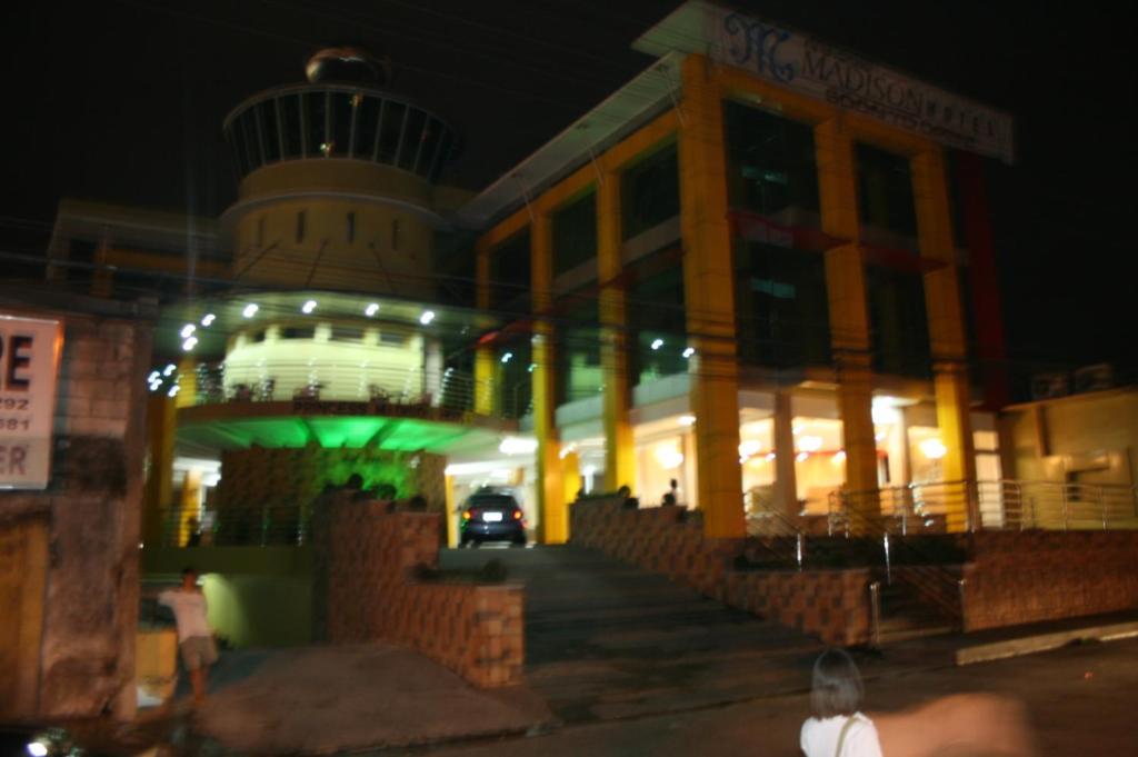 Princess Madison Hotel Angeles Exteriör bild